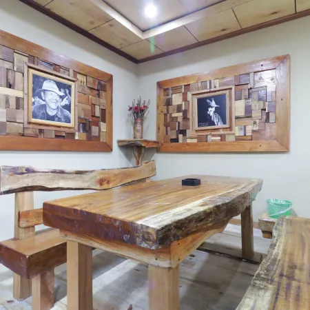 Alloyna Country Cottage Brastagi