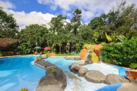 Hotel Mountain Paradise - Pools