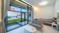 Yeosu Seuteimeong Hotels in Yeosu-si