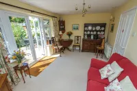 London Road Guest Accommodation Hotels in Chippenham