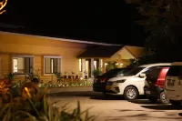 Camel Valley Resort, Igatpuri - parking