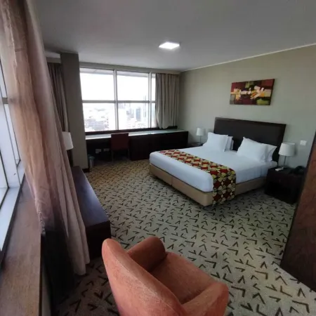 Skyna Hotel Luanda Отели в г. Луанда