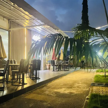 Inkova Apartment and Suites