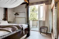 Pensionat Enehall Hotels in Hjarnarp