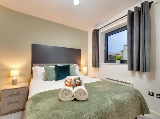 Laing Apartments