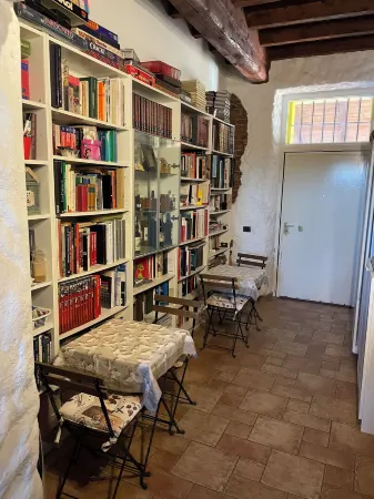 BeB cascina Mentirone Отели в г. Берегуардо