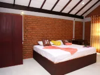 Hotel Viverra Hotels near Minneriya National Park
