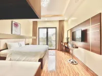 Khách sạn Winston Các khách sạn gần Trường Đại học Khoa học Xã hội và Nhân văn - ĐHQG TP.HCM