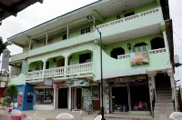 Venus Hotel Hoteles en Santa Elena