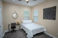 3Br2BA Remodeled House Near Downtown - Homestay