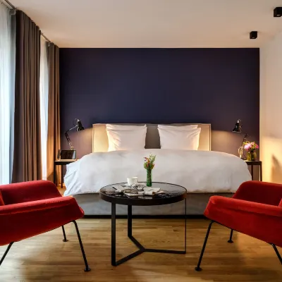 Boston Apartments HH Отели рядом с достопримечательностью «Клуб Delphi Showpalace»