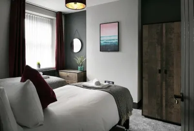 Sutton House by Pureserviced Hotels in Saltash