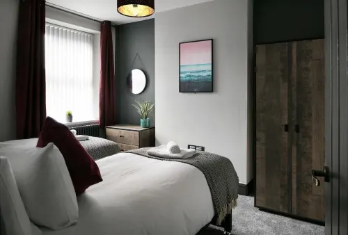 Sutton House by Pureserviced Hotels in Torpoint