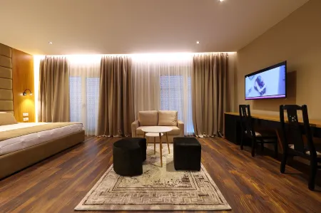 Olivia's Hill Resort