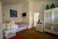 Nyne Hotels Rock Villa - Bentota