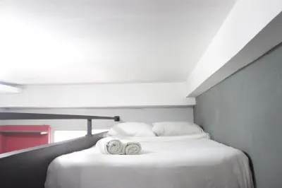 Loft Studio Room at Pinewood Apartment Jatinangor Near Jatos Hotel dekat Toko Kurnia