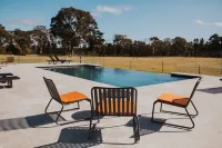 Aruna Estate - Pool