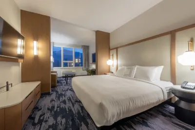 Fairfield Inn & Suites Revelstoke Hotels in 