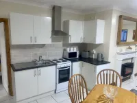 Cottage- 6Guests-Parking Available - 3つ星