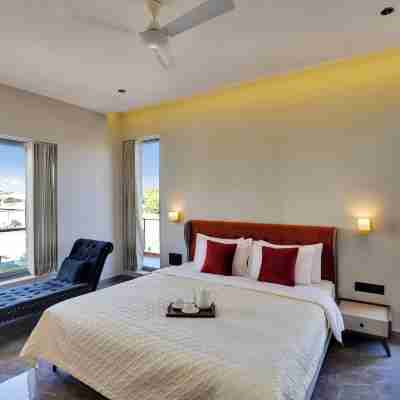 Goverdhan Greens Resort Dwarka Rooms