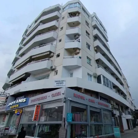 Larnaca Seaview Rooms