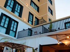 Grand Hotel Urban