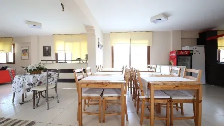 Jasmine Butik Pansiyon