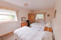 Greyfield Farm Cottages Hotel di Radstock