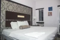 Premiership UK Suites