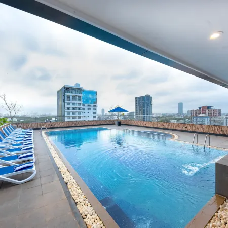 Pearl Grand by Rathna