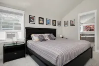 Seattle Vacation Home: Berlin Wall