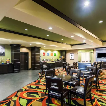 Spark by Hilton Amarillo Western Plaza