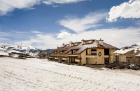 The Plaza Condominiums, A Vail Resorts Property