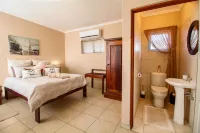 Eden Self Catering Chalets - วิว