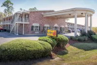 Super 8 by Wyndham Monroe West Các khách sạn ở West Monroe