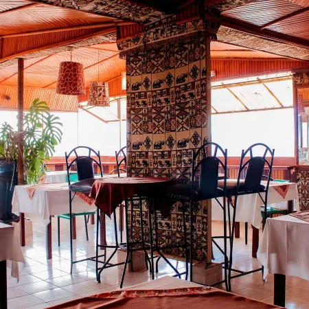 Okapi Hotel