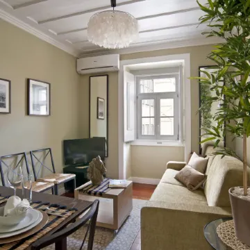 Lisbon Colours Bairro Alto Apartments