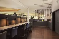 Holiday Inn HAMBURG - CITY NORD by IHG - ที่มีบาร์