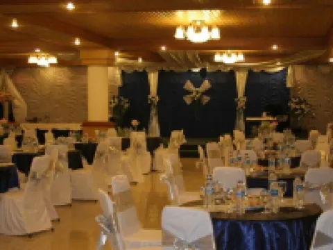 Athaya Hotel Kendari Hotels in Mandonga