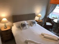 The Waterfront Inn Отели в г. Аплдор
