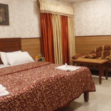 Hotel Chitra Park Hotels near Thiruchendur Murugan Temple