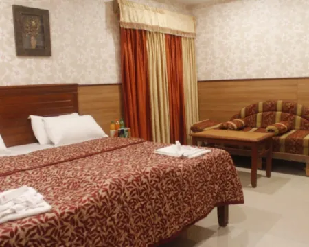 Hotel Chitra Park Hotels in Tiruchendur