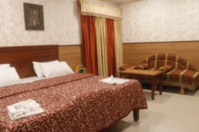 Hotel Chitra Park Hotels near Sri Subrahmanya Swami Devasthanam