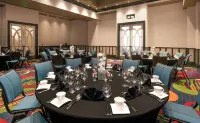 Hilton Garden Inn Raleigh/Crabtree Valley Các khách sạn ở Raleigh