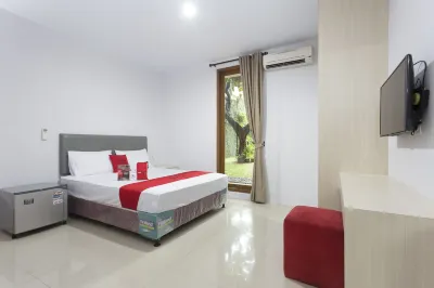 RedDoorz Plus near Cilandak Town Square 2 Hotel di Jakarta Selatan