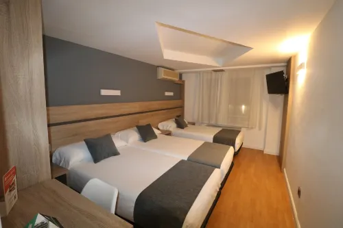 Hostal Alda Palencia Plaza - واي فاي