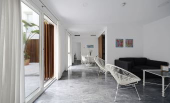 Numa | Jondo Apartments