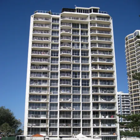 Golden Sands on the Beach - Absolute Beachfront Apartments