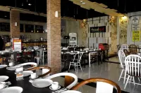 Hazotel Semarang - breakfast