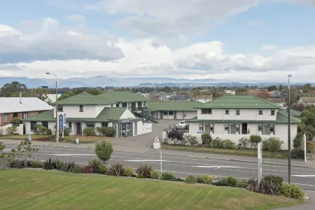 Asure Ashley Motor Lodge